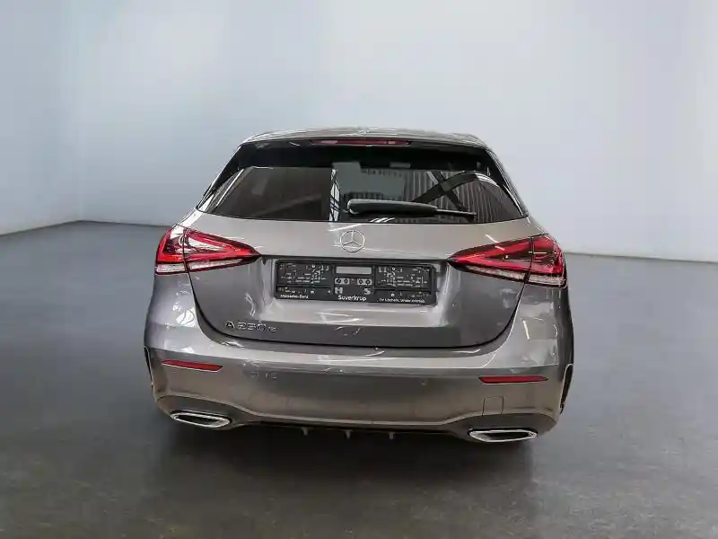 Mercedes-Benz A 250
