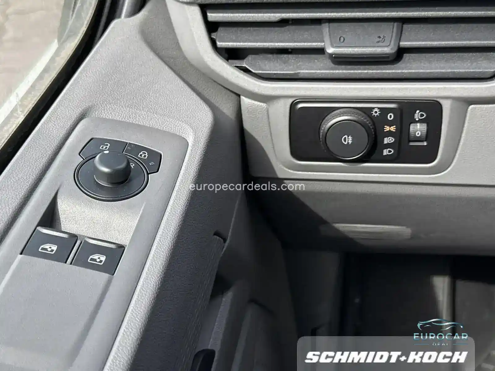 Volkswagen T7 Transporter