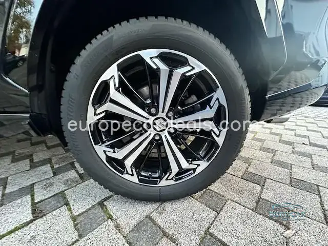 Suzuki Across