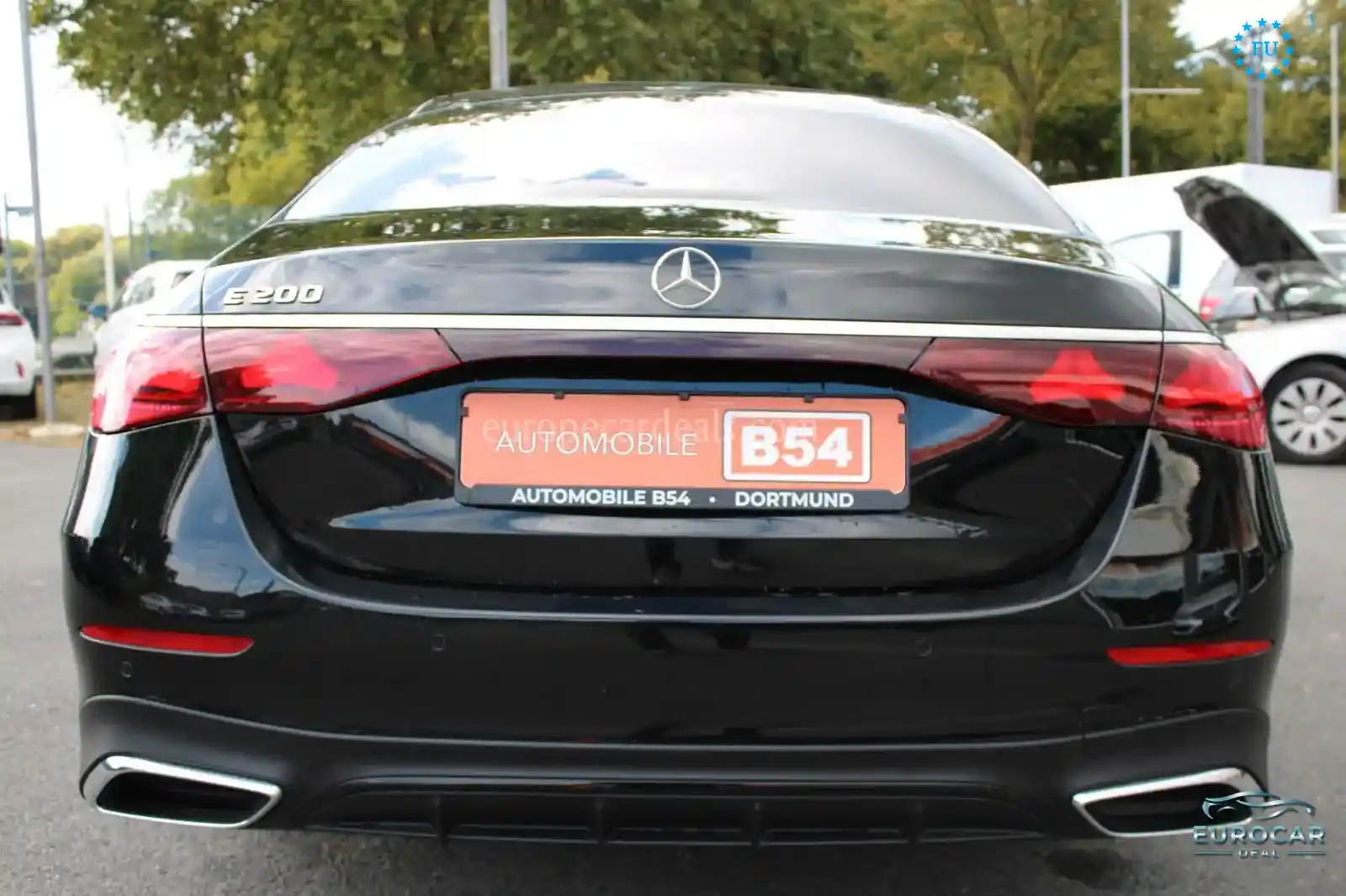 Mercedes-Benz E 200