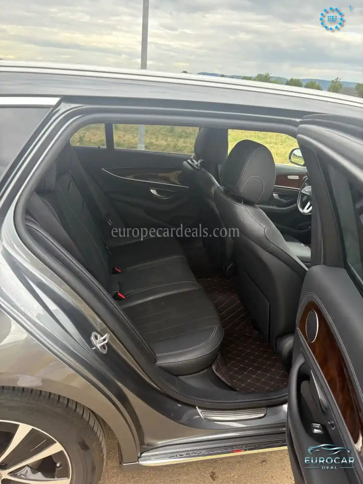 Mercedes-Benz E 200