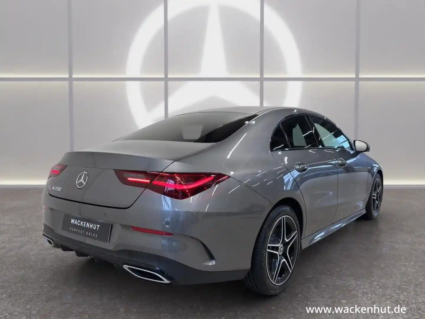 Mercedes-Benz CLA 200