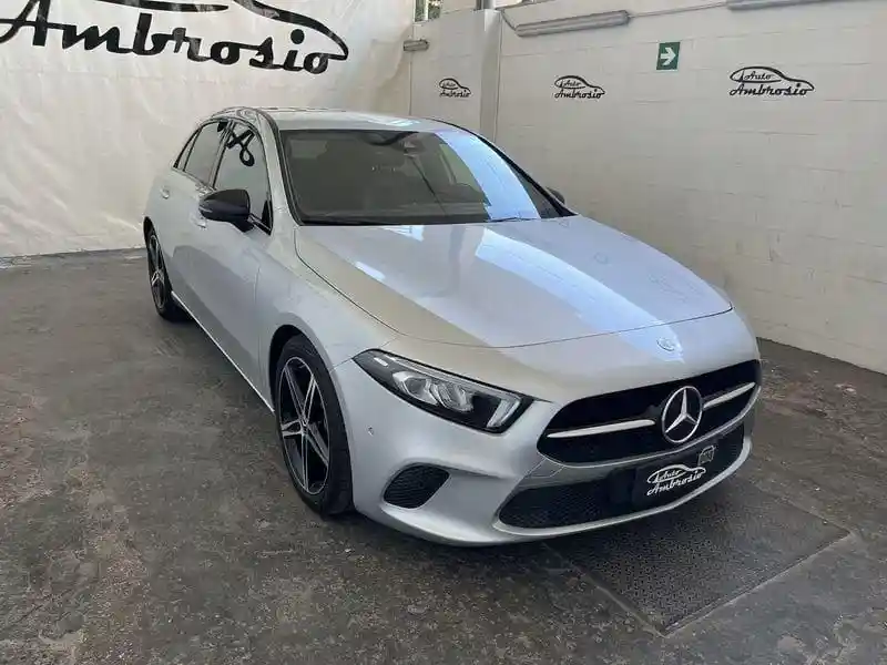 Mercedes-Benz A 180