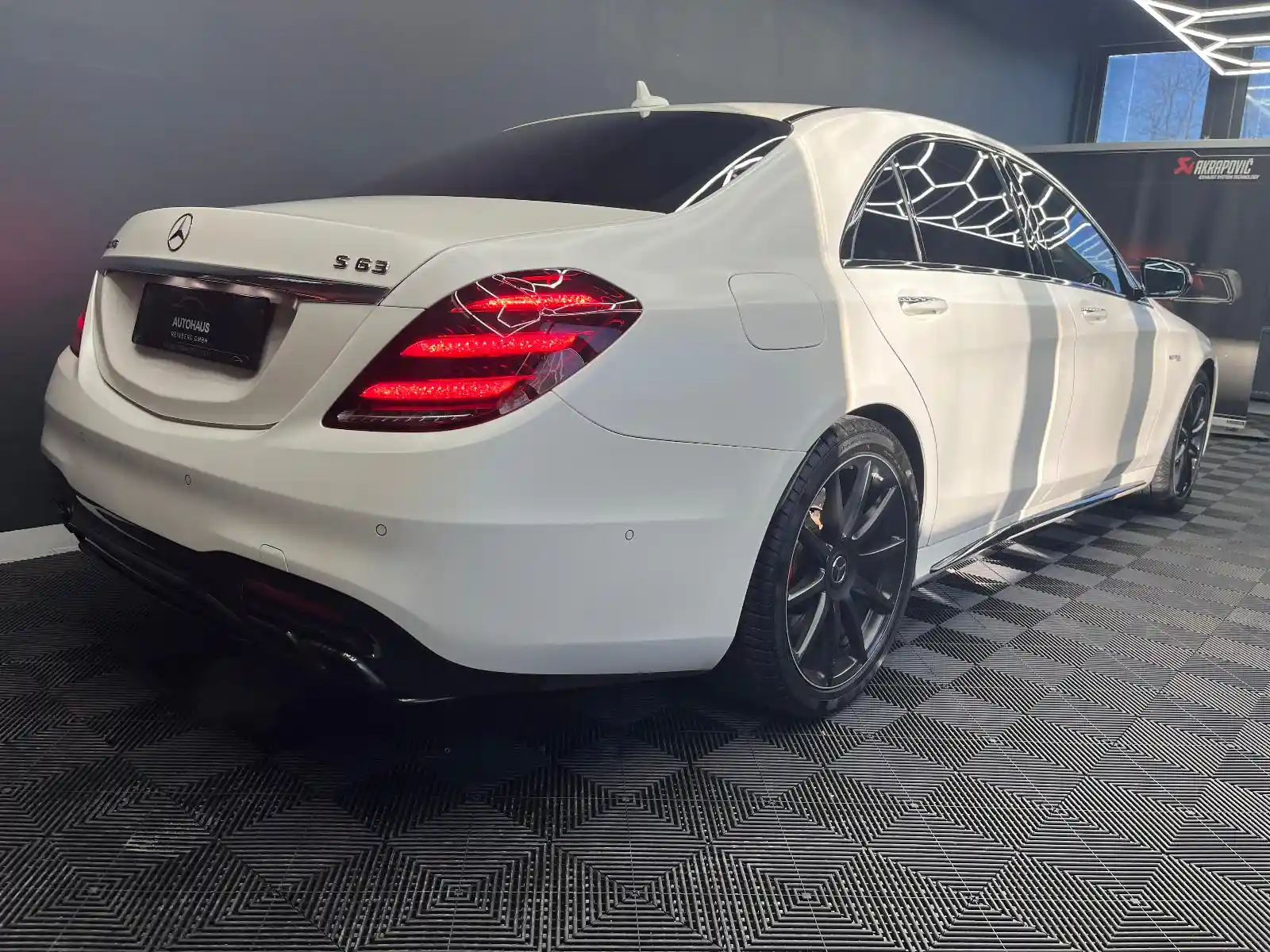 Mercedes-Benz S 63 AMG
