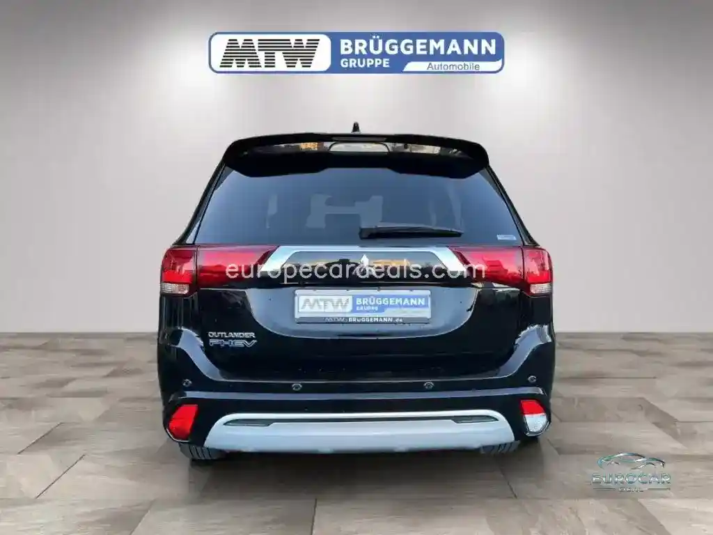 Mitsubishi Plug-in Hybrid Outlander