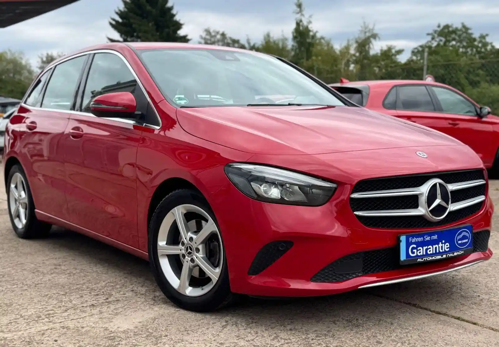 Mercedes-Benz B 200