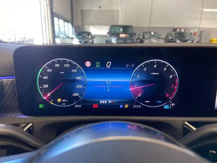 Mercedes-Benz A 200