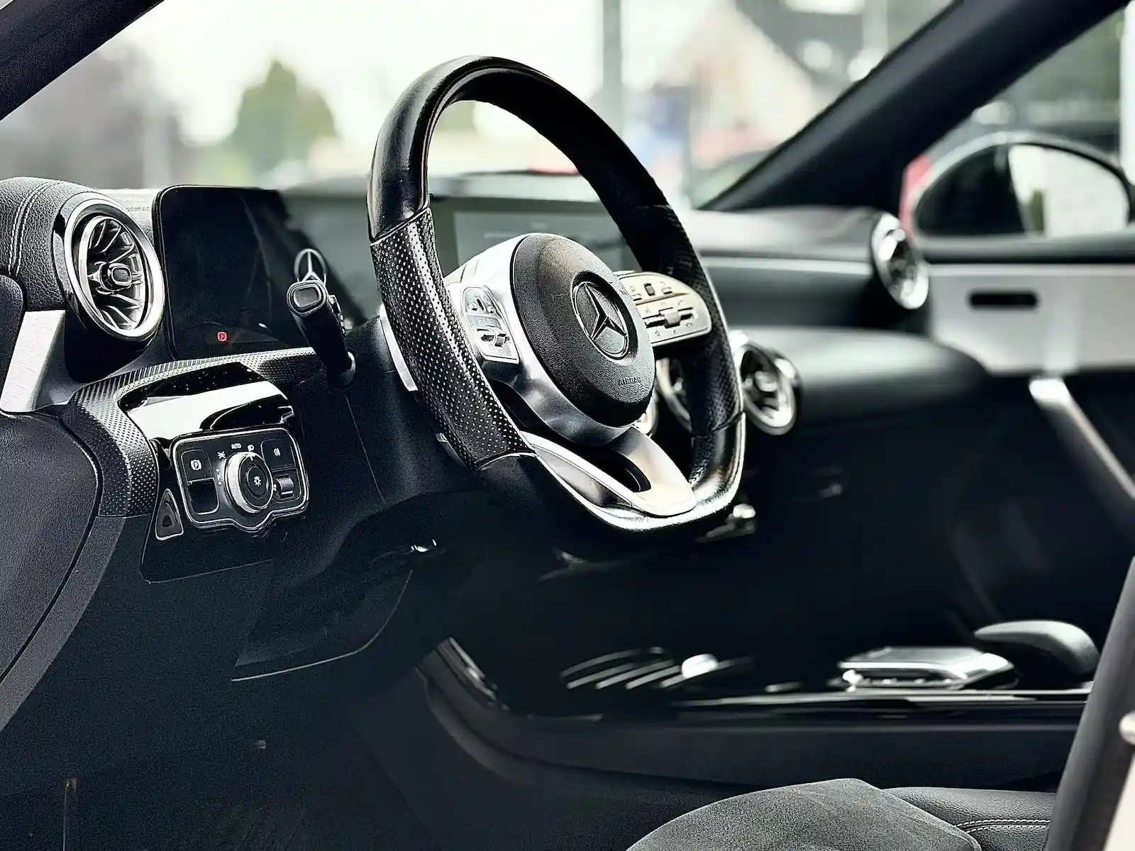 Mercedes-Benz A 220