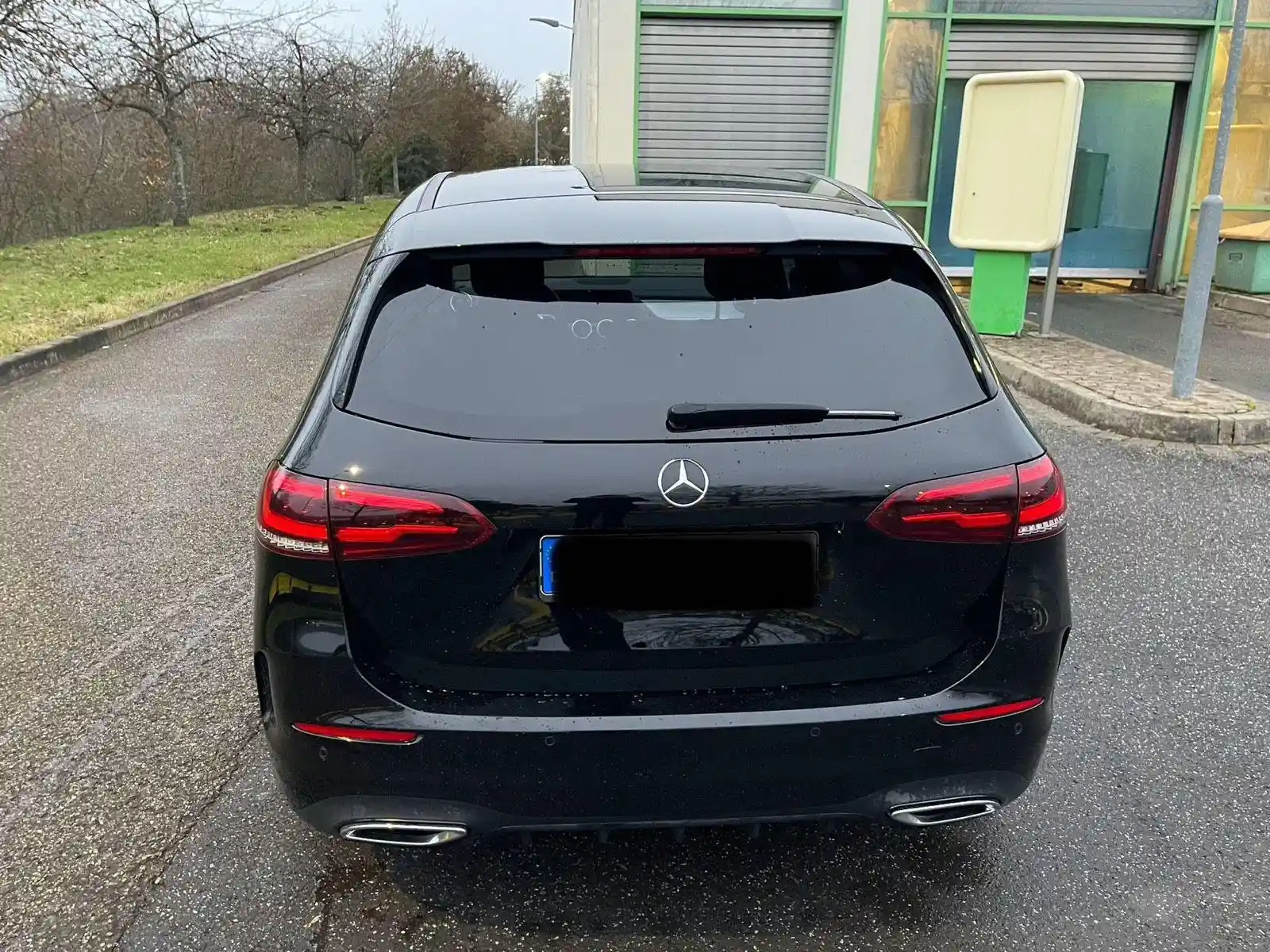 Mercedes-Benz B 200