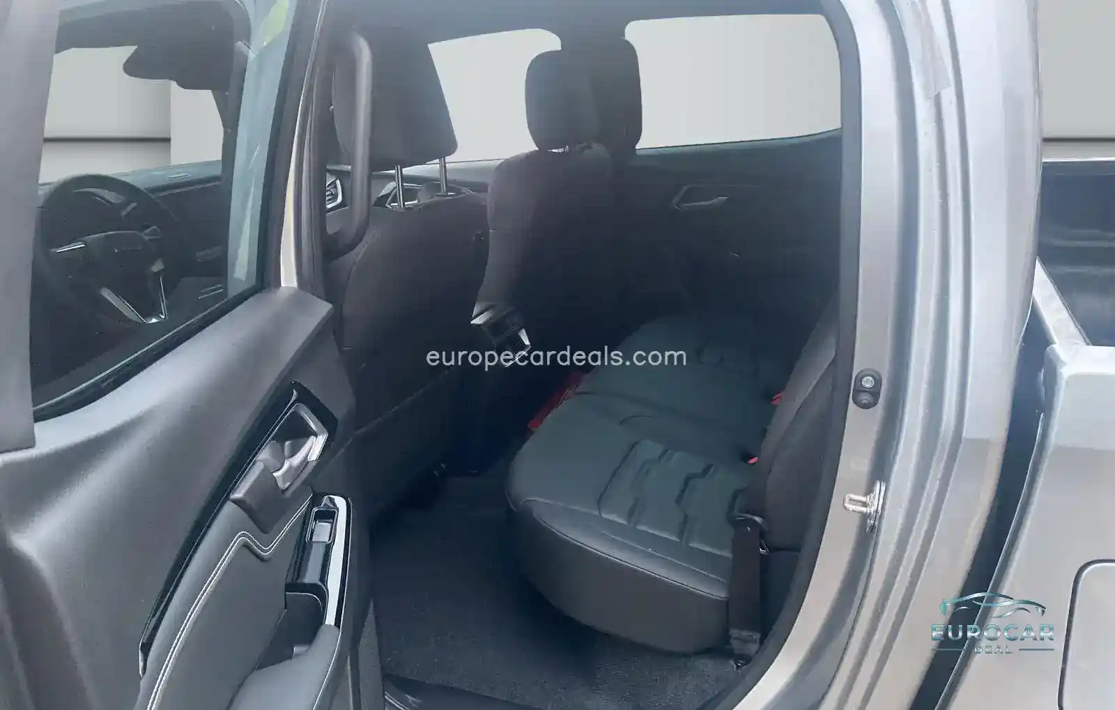 V-Cros Double Cab