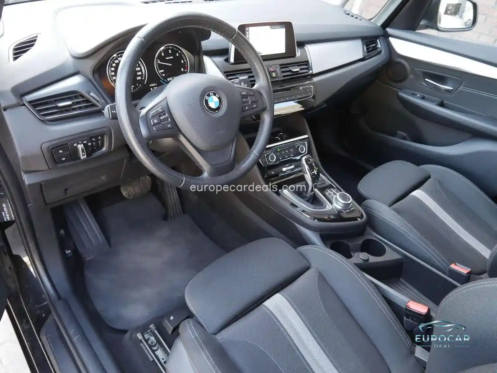 BMW 218