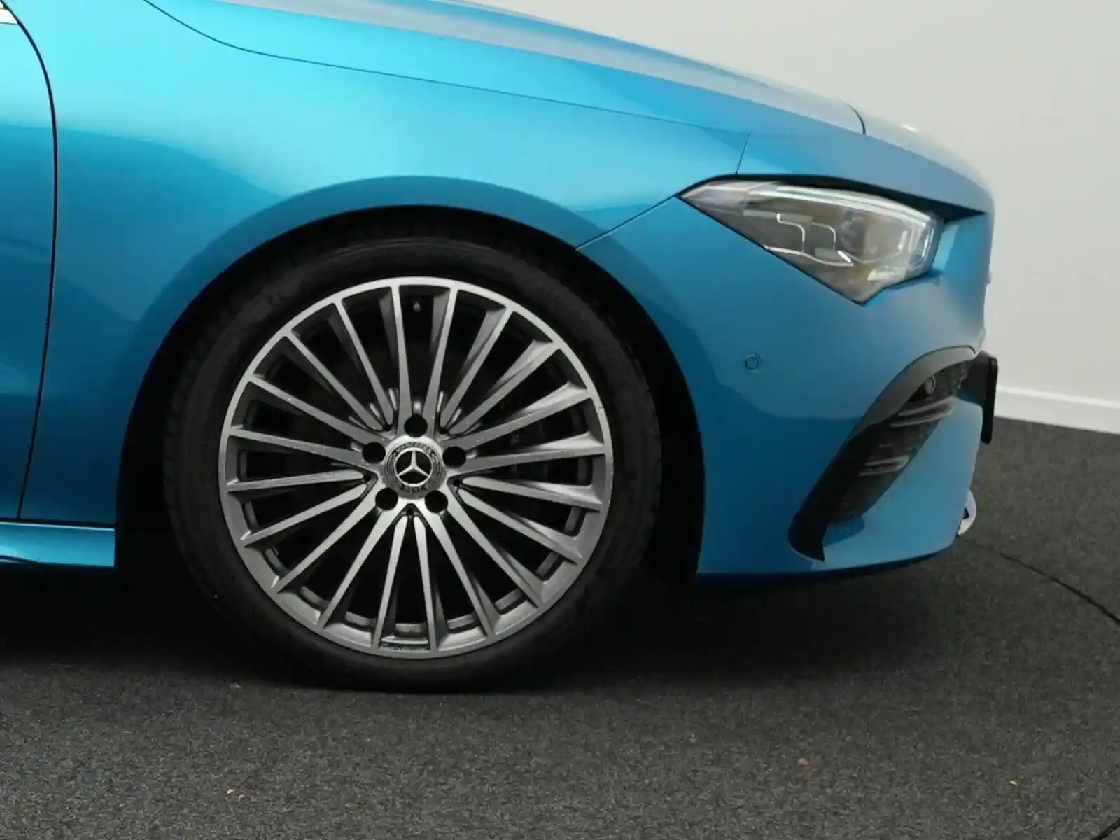 Mercedes-Benz CLA 220 Shooting Brake