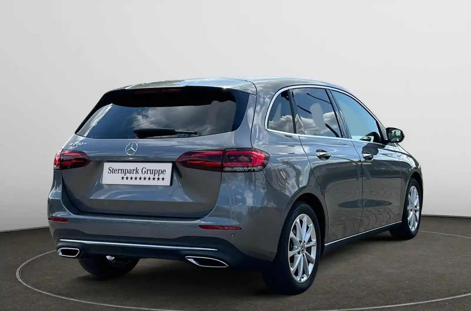 Mercedes-Benz B 200