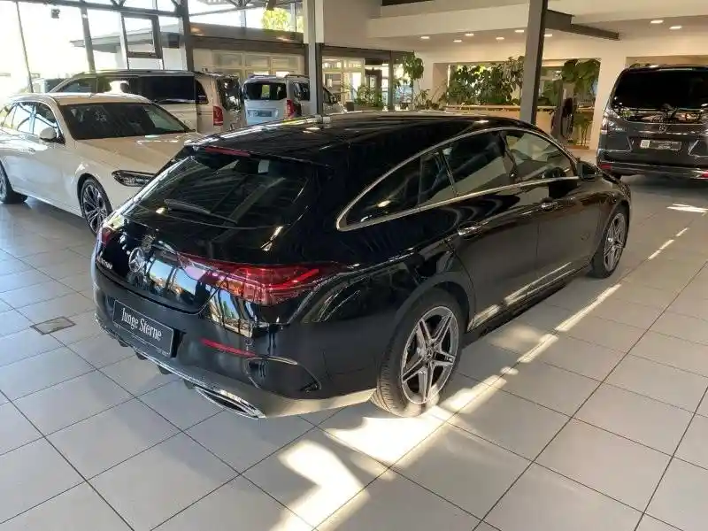 Mercedes-Benz CLA 180 Shooting Brake