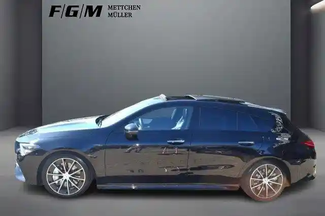 Mercedes-Benz CLA 35 AMG Shooting Brake