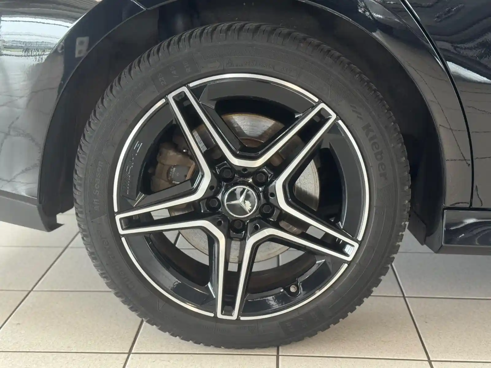 Mercedes-Benz CLA 250