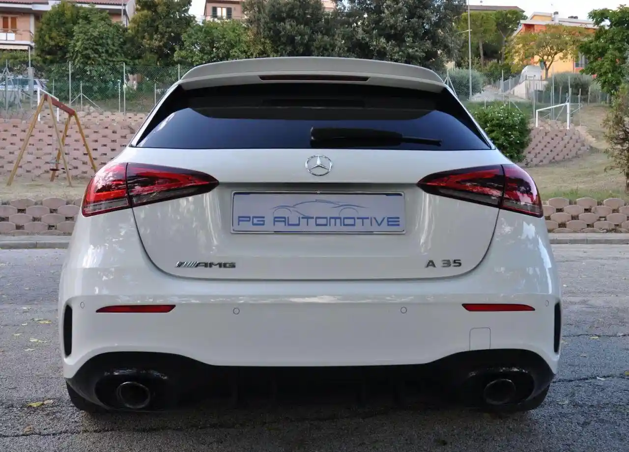 Mercedes-Benz A 35 AMG