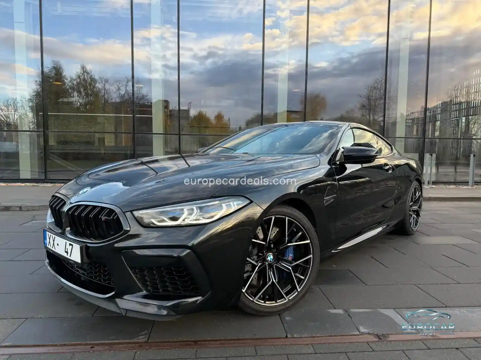 BMW M8