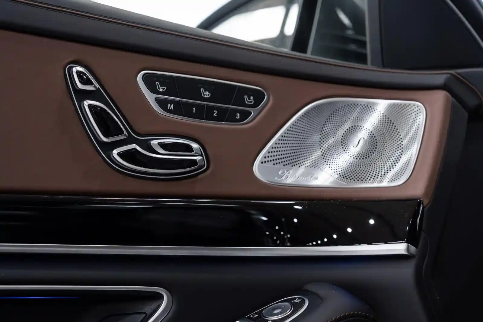 Mercedes-Benz S 560