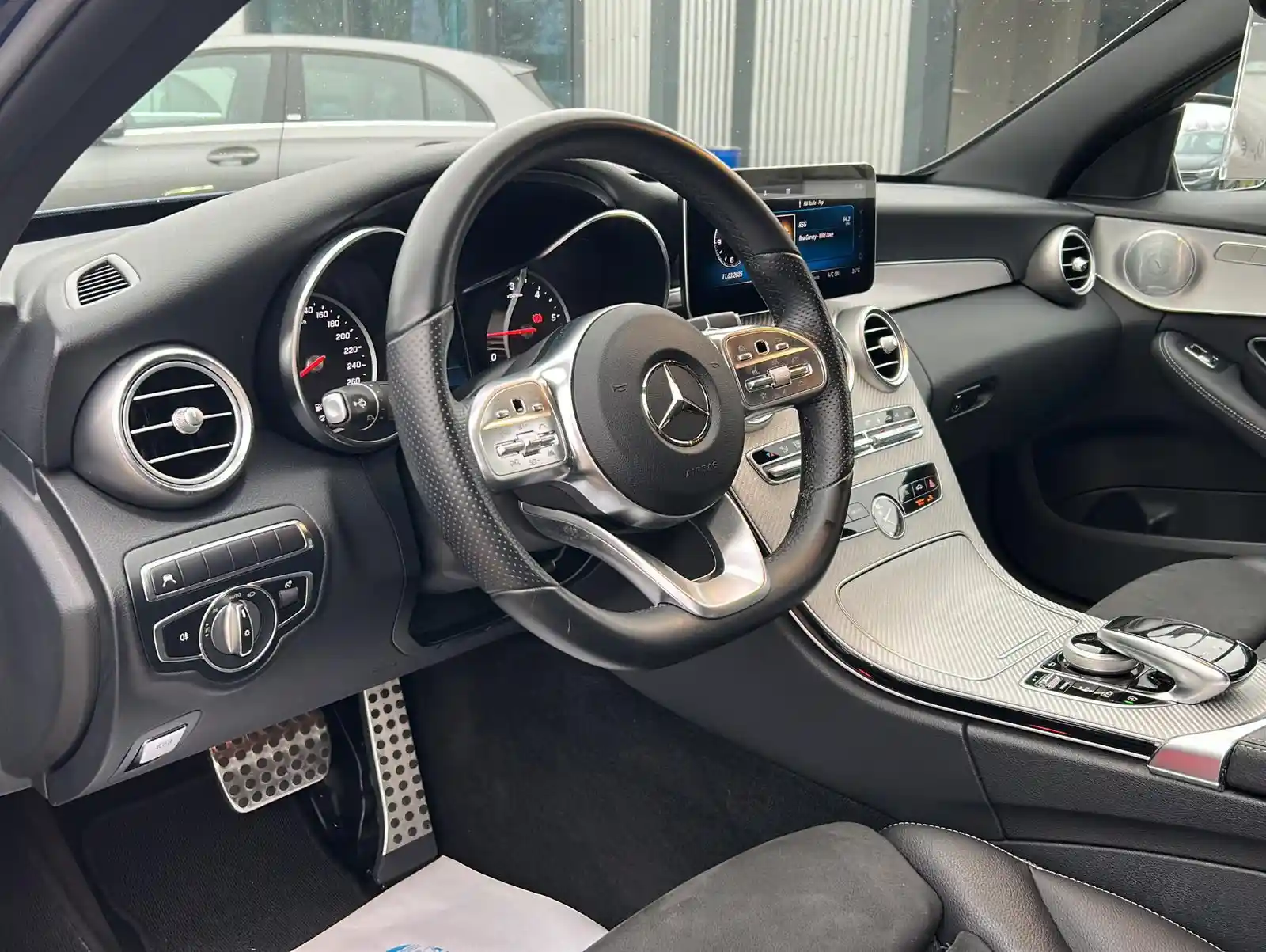 Mercedes-Benz C 220