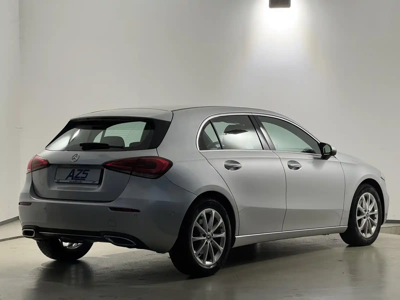 Mercedes-Benz A 220