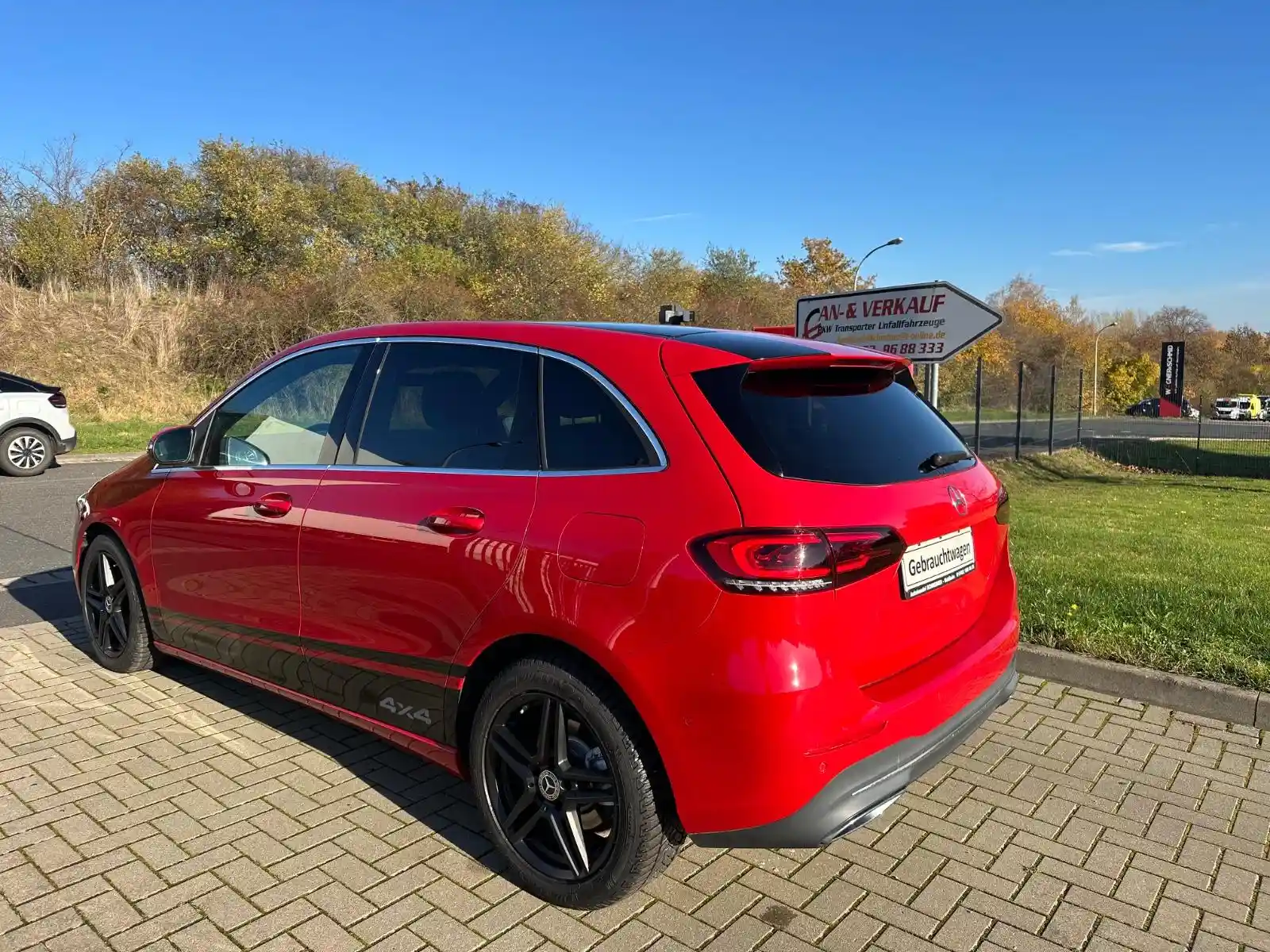 Mercedes-Benz B 220
