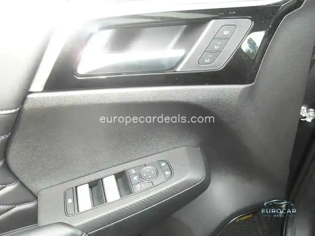 Mitsubishi Plug-in Hybrid Outlander