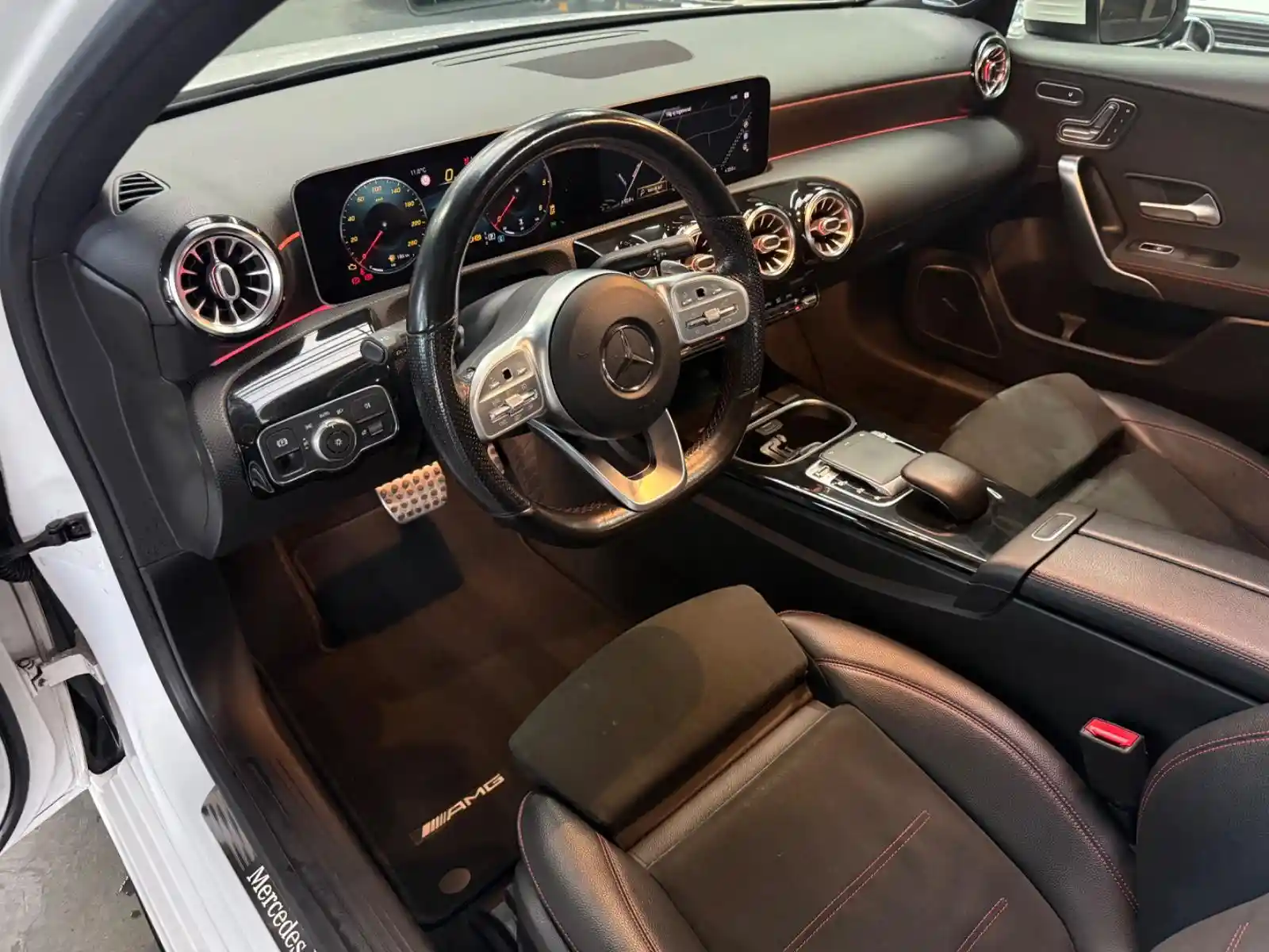 Mercedes-Benz A 180