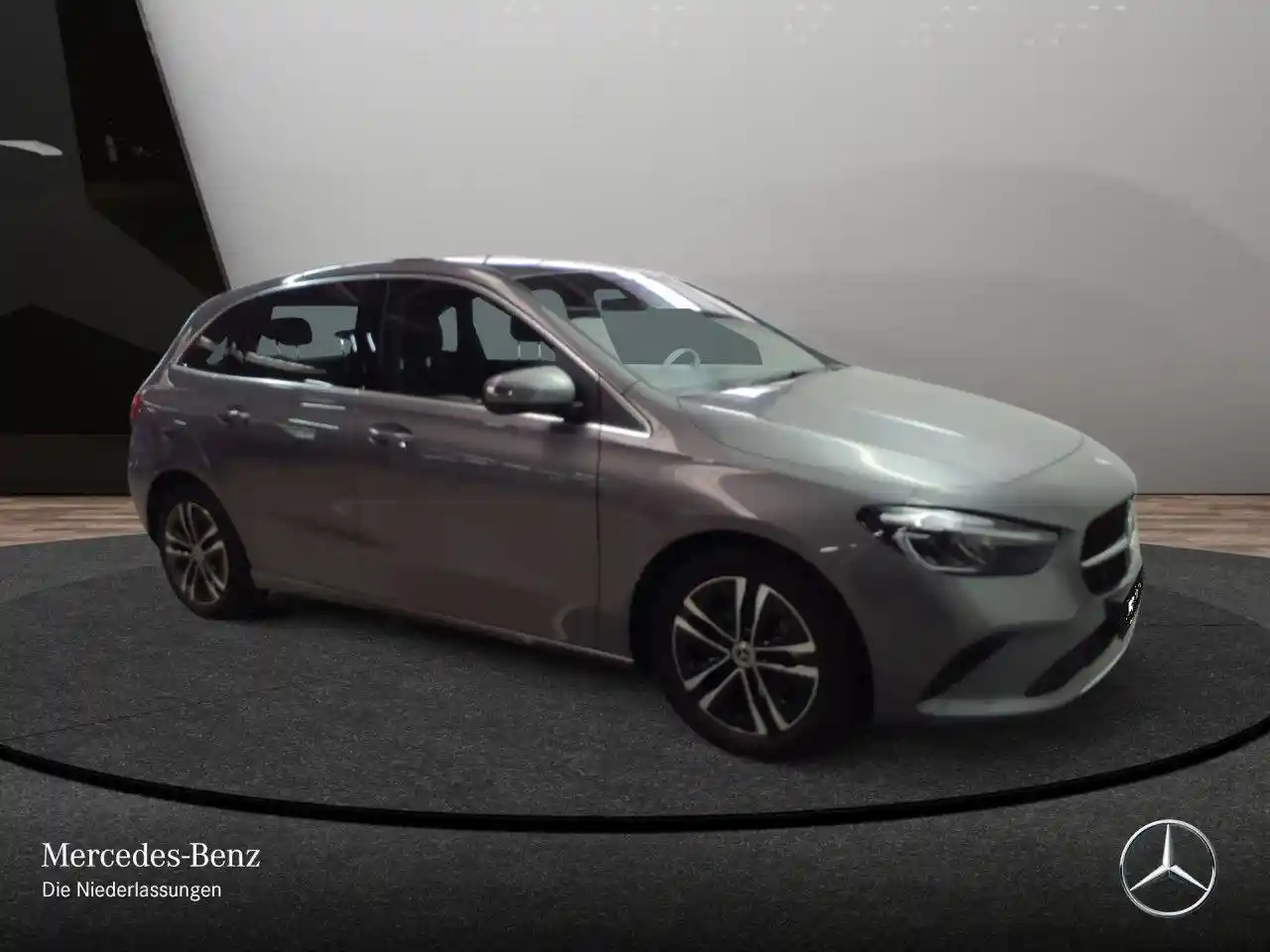 Mercedes-Benz B 200