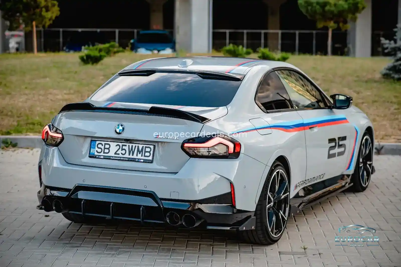 BMW M240i
