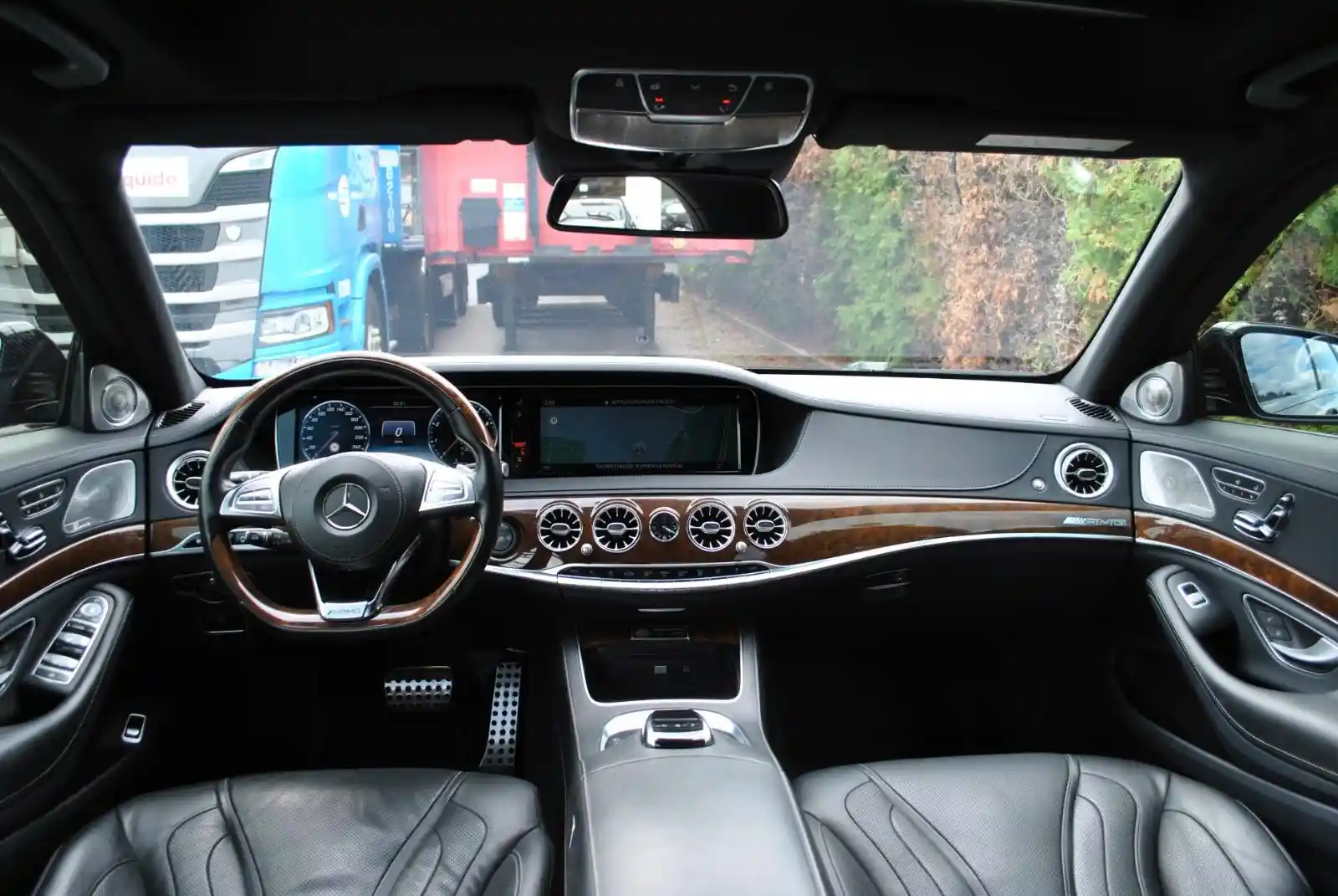 Mercedes-Benz S 500