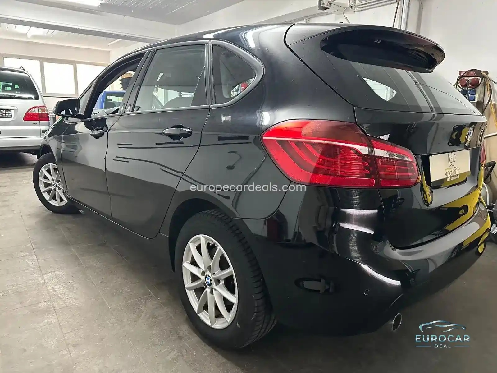 BMW 218