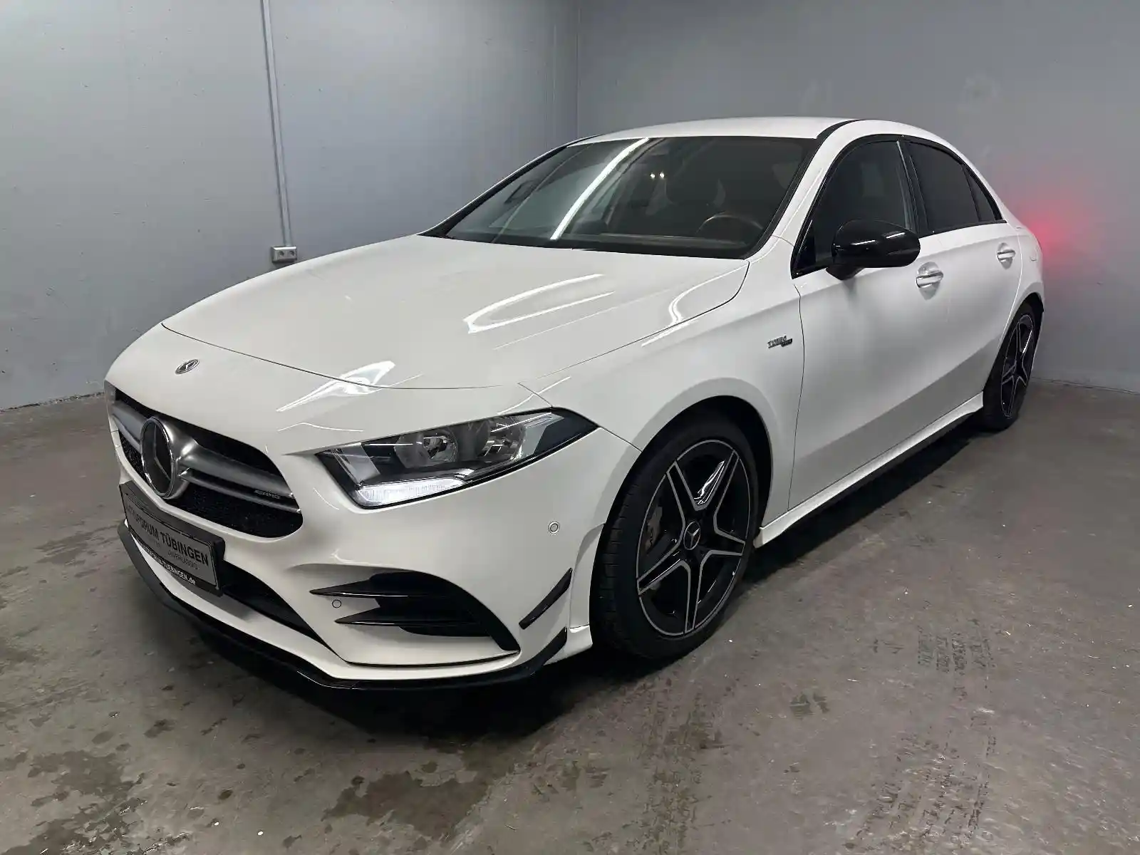 Mercedes-Benz A 35 AMG