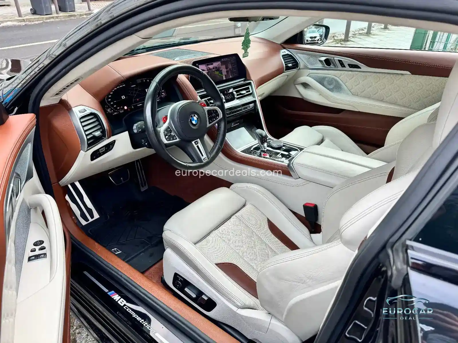BMW M8