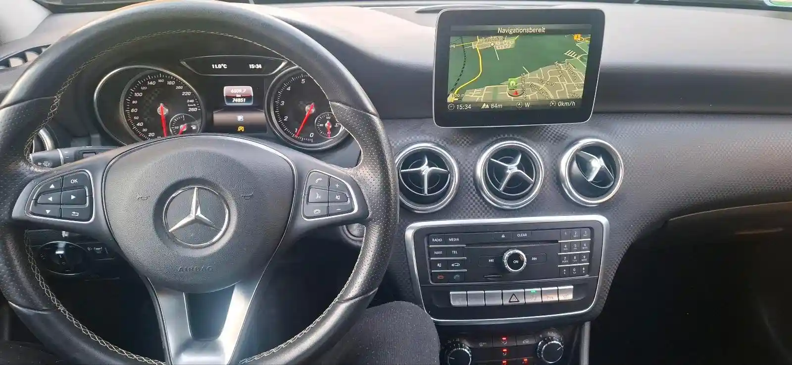 Mercedes-Benz A 200