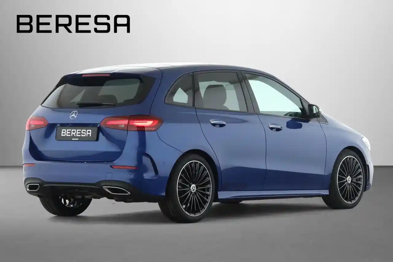 Mercedes-Benz B 220