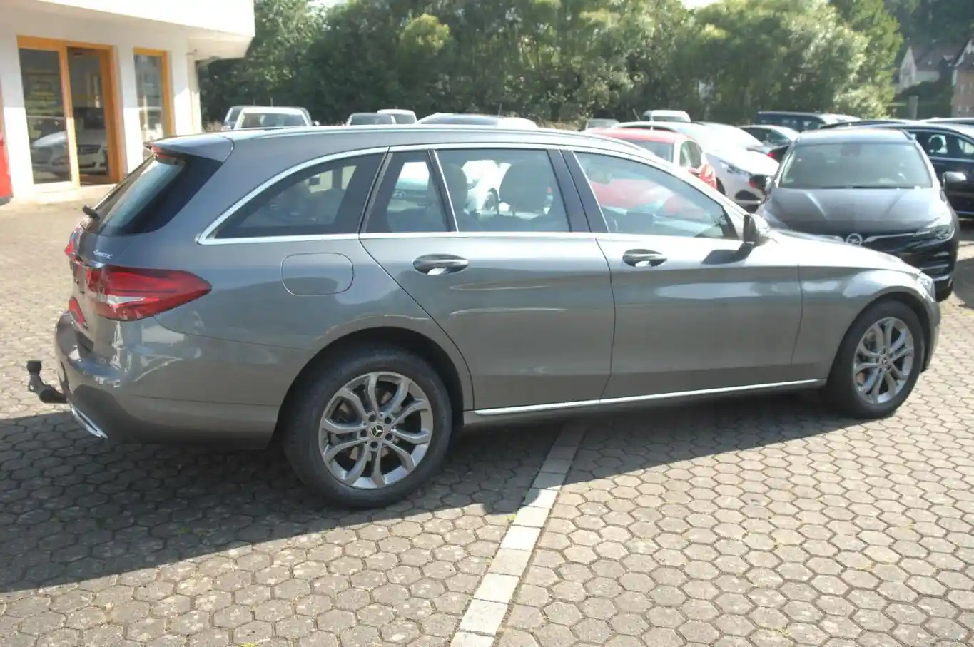 Mercedes-Benz C 200