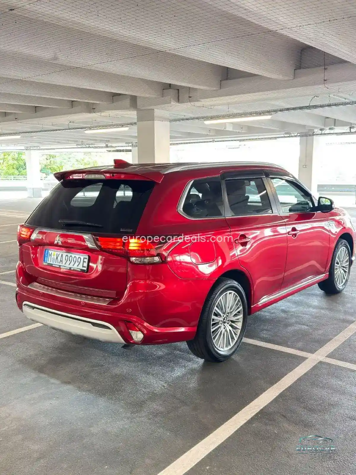 Mitsubishi Plug-in Hybrid Outlander