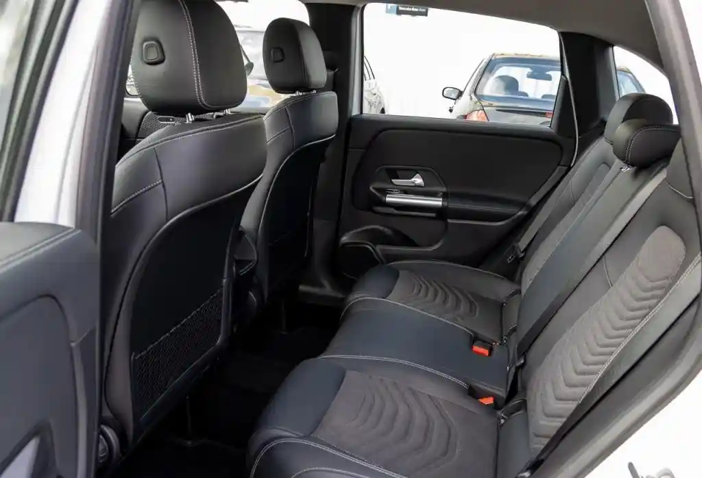 Mercedes-Benz B 200