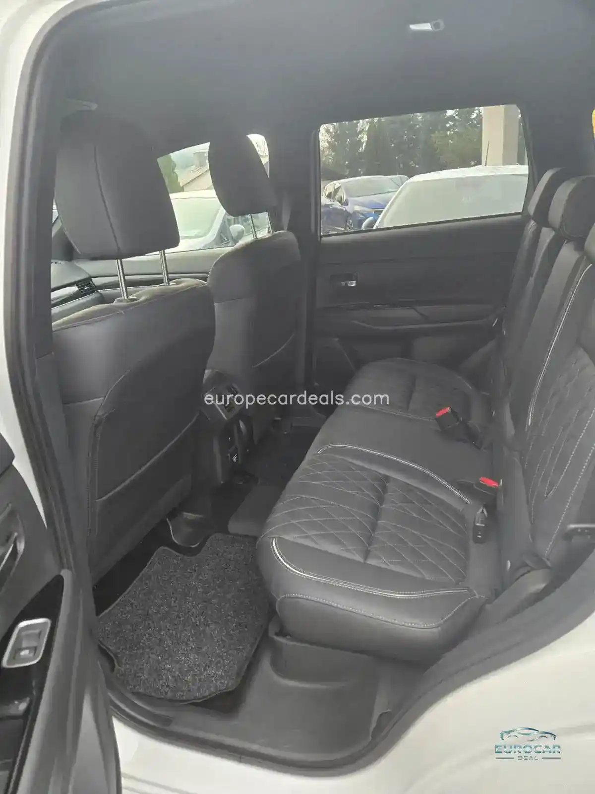 Mitsubishi Plug-in Hybrid Outlander