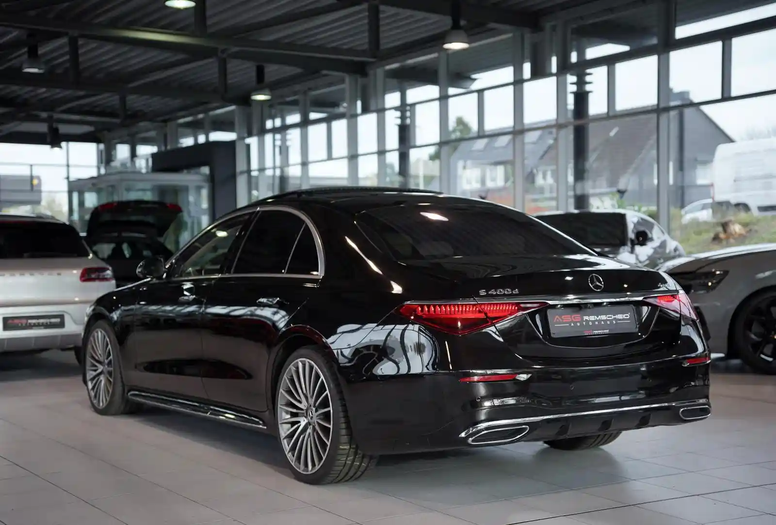 Mercedes-Benz S 400