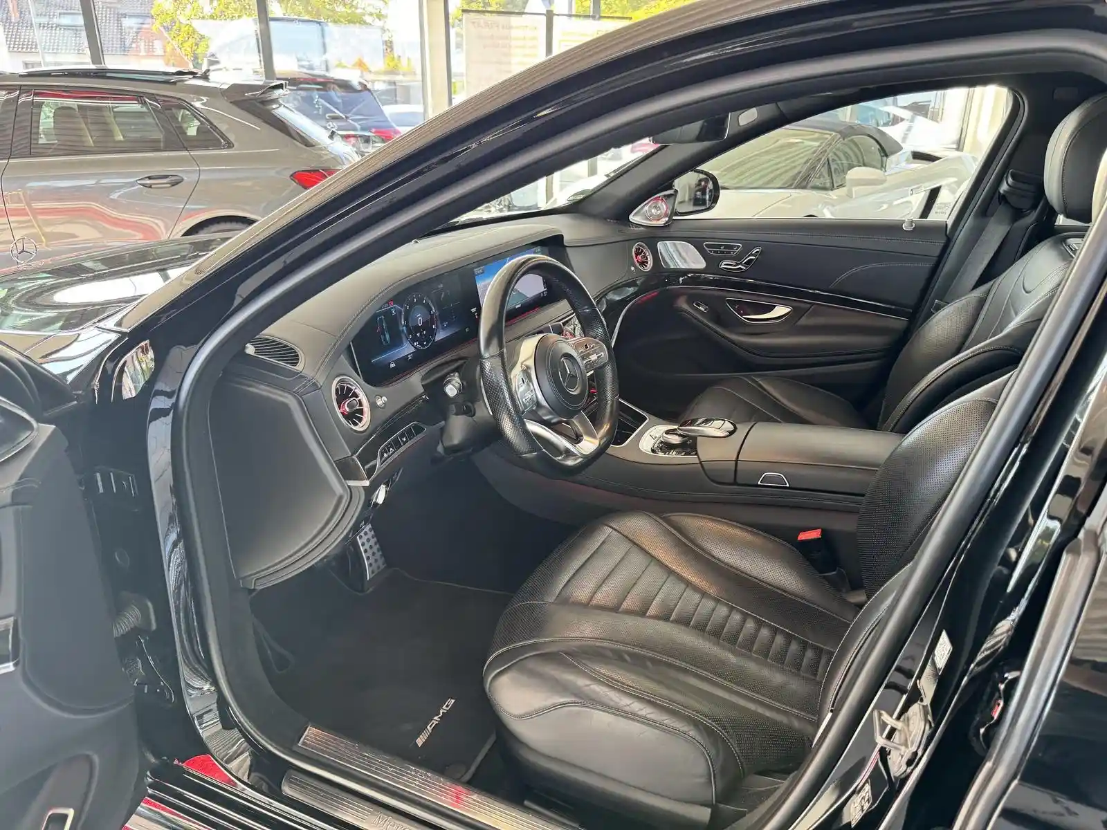 Mercedes-Benz S 400