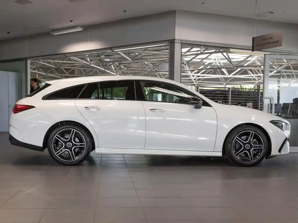 Mercedes-Benz CLA 200 Shooting Brake
