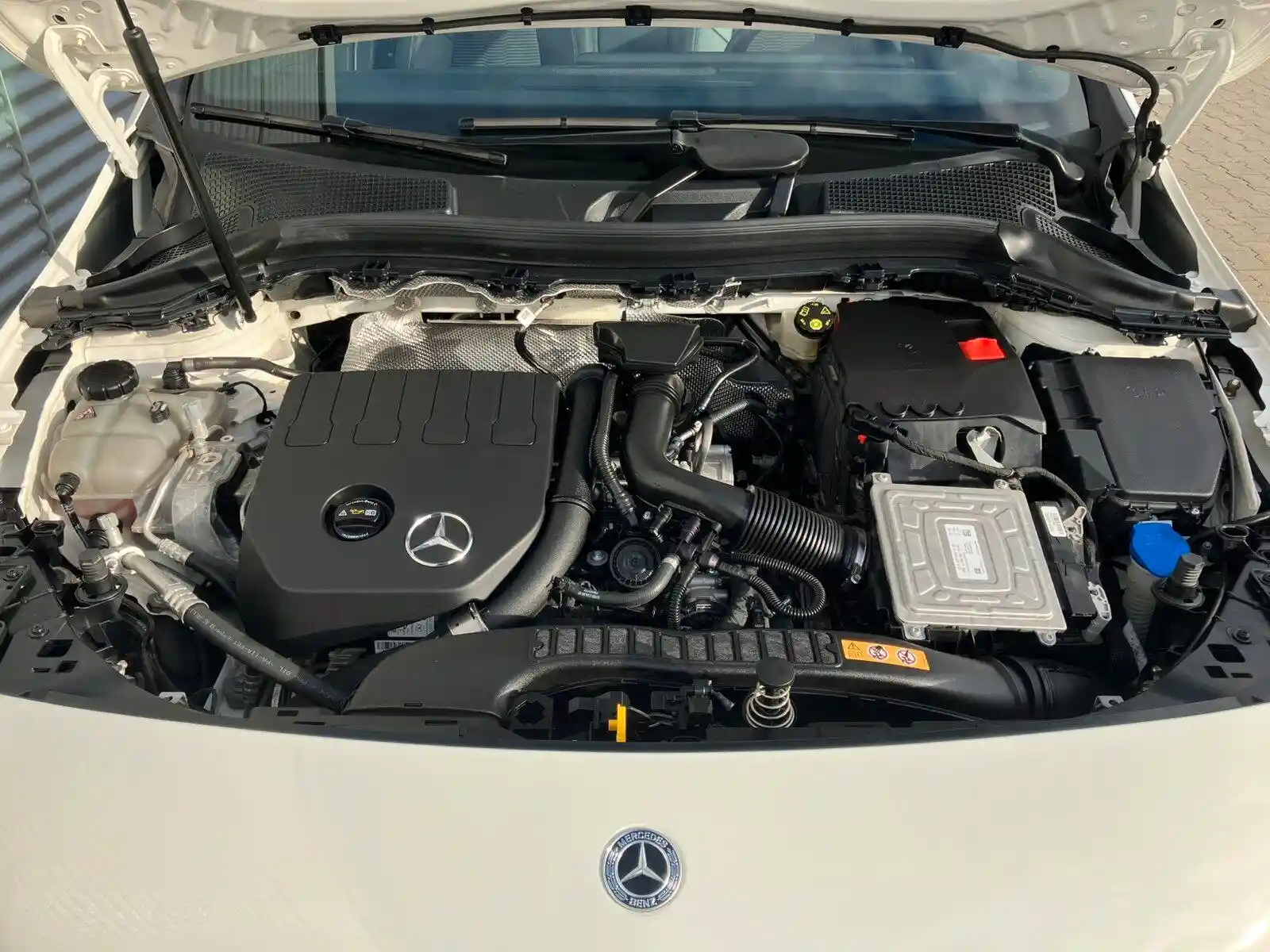 Mercedes-Benz B 200