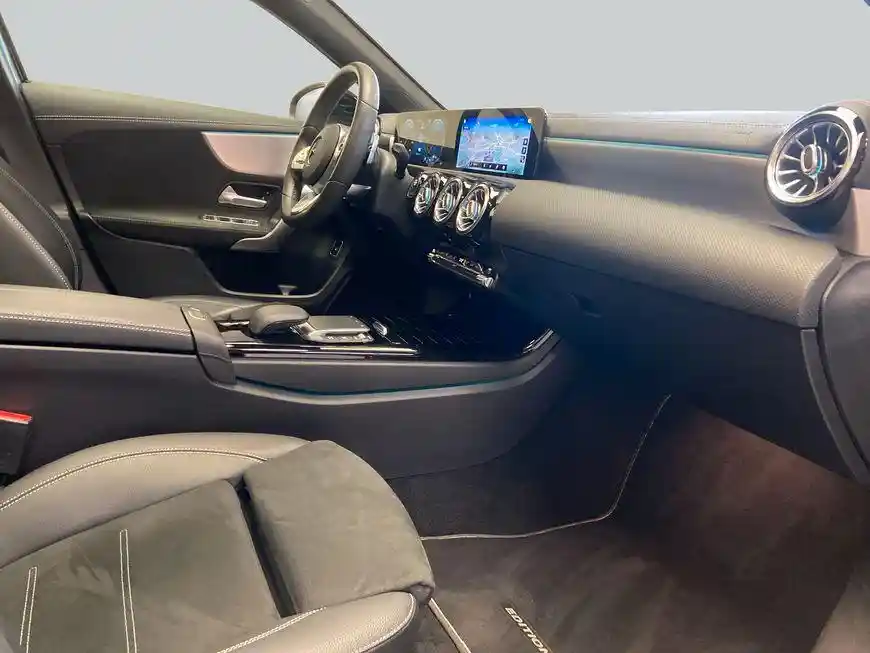 Mercedes-Benz A 250