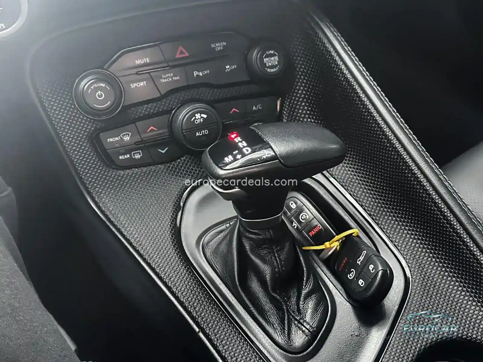 Dodge Challenger