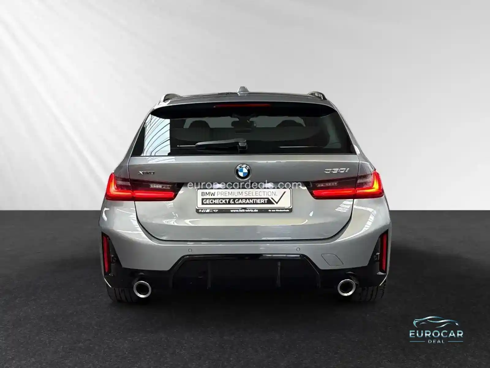 BMW 330