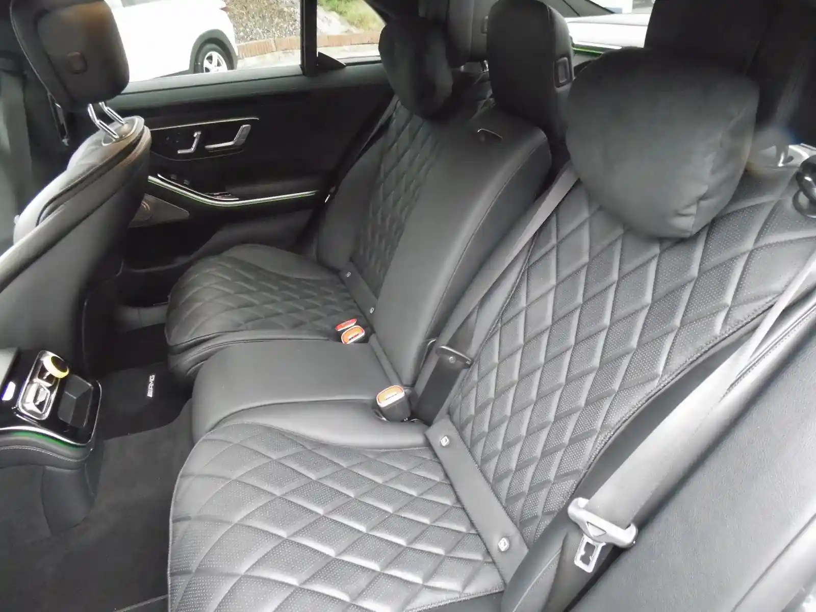 Mercedes-Benz S 400