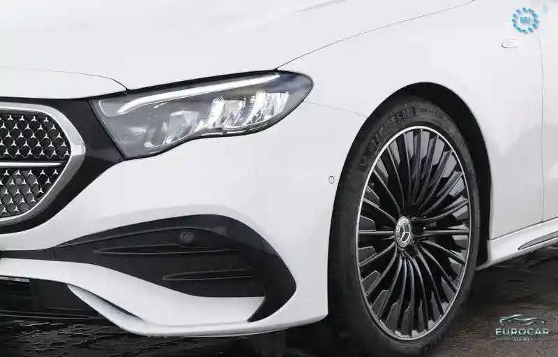 Mercedes-Benz E 300