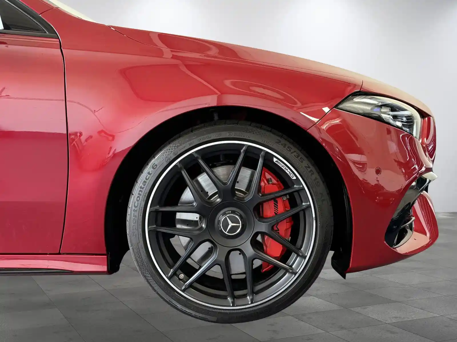 Mercedes-Benz A 45 AMG